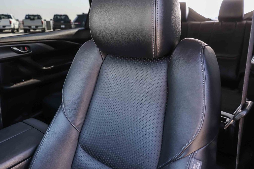 Thumbnail: 2023 Mazda CX-9 - 32