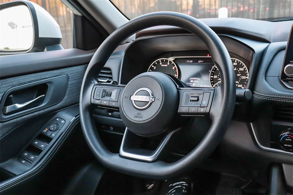 Thumbnail: 2023 Nissan Rogue - 12