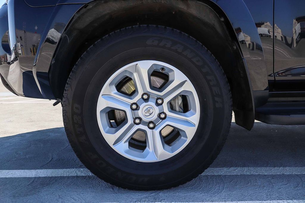 Thumbnail: 2024 Toyota 4Runner - 21