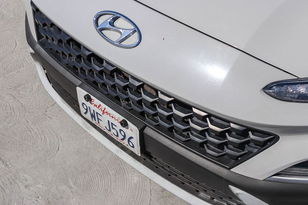 Thumbnail: 2023 Hyundai Kona - 6