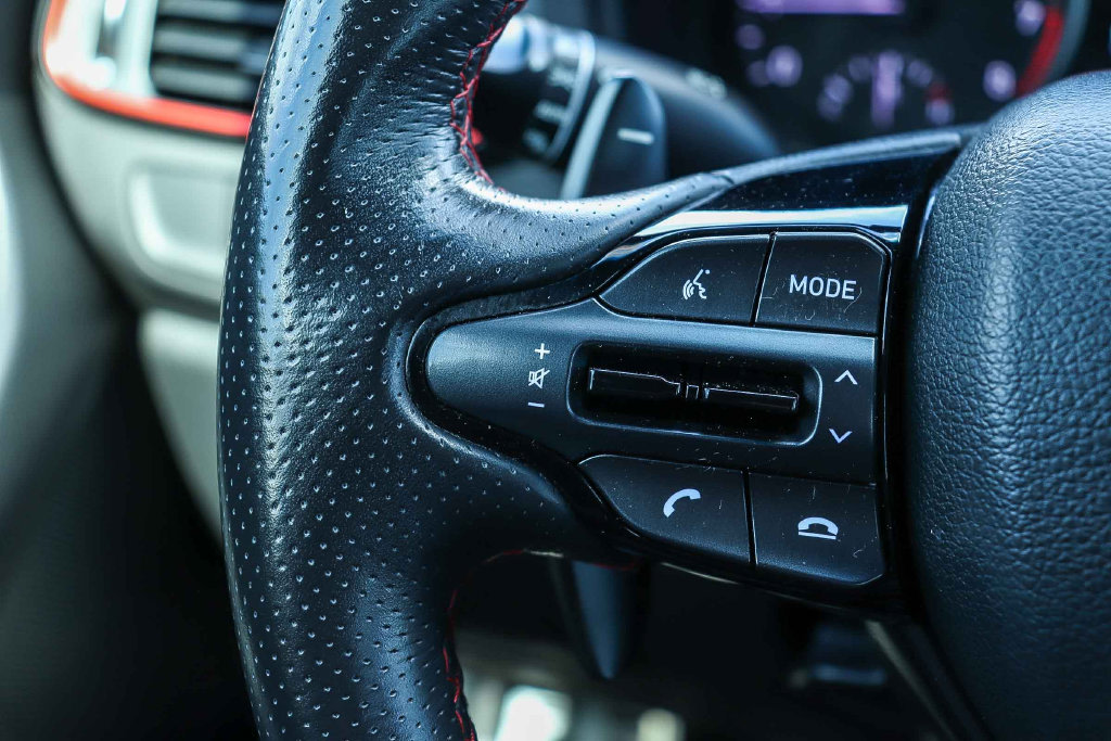 Thumbnail: 2020 Hyundai Elantra - 24
