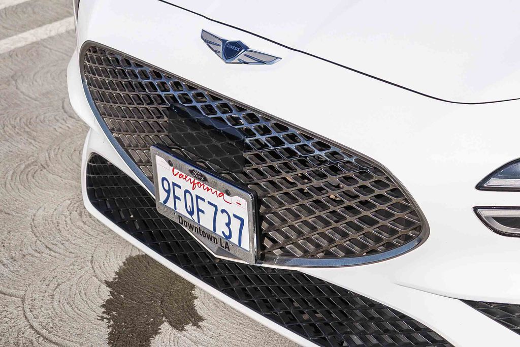 Thumbnail: 2023 Genesis G70 - 5