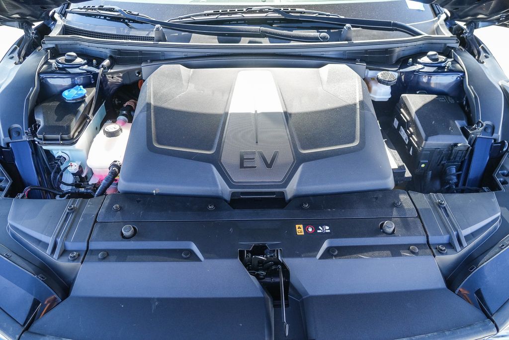 Thumbnail: 2022 Kia EV6 - 8