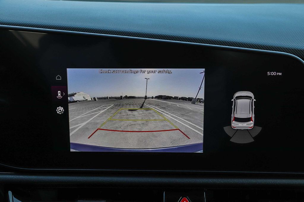 Thumbnail: 2024 Kia Niro - 28