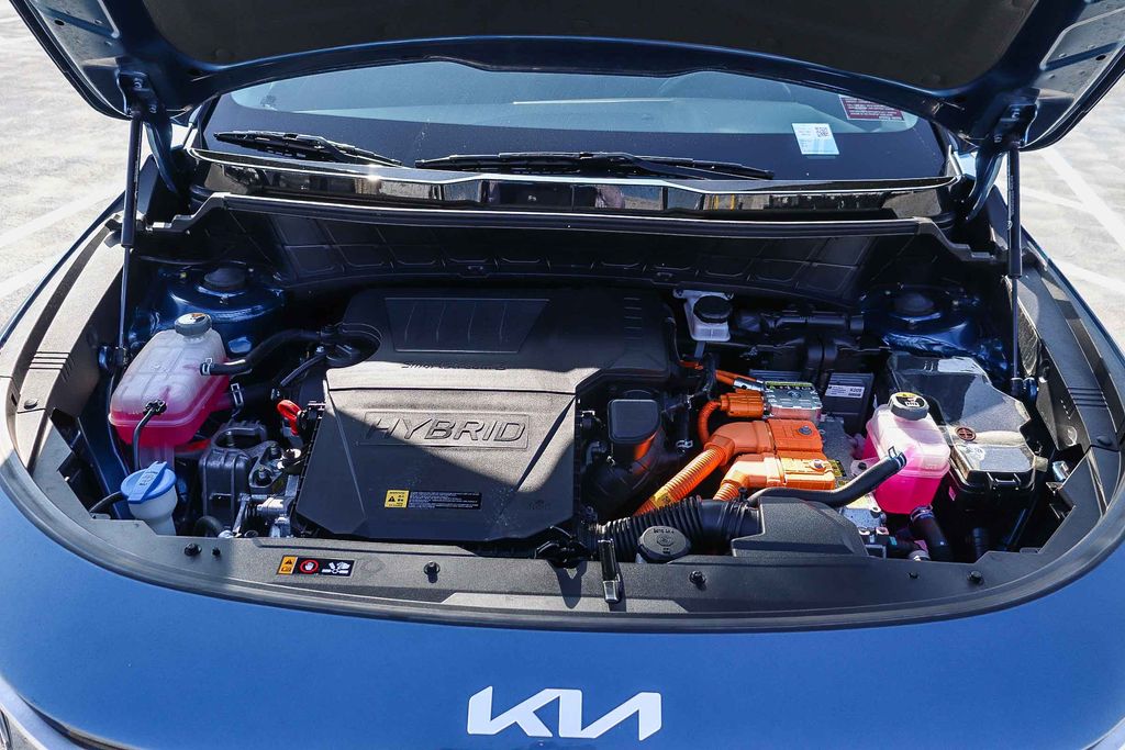 Thumbnail: 2024 Kia Niro - 8