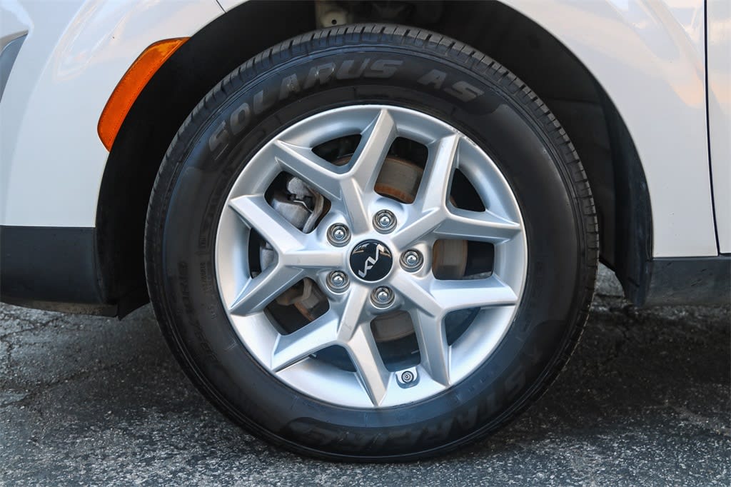 Thumbnail: 2023 Kia Soul - 21