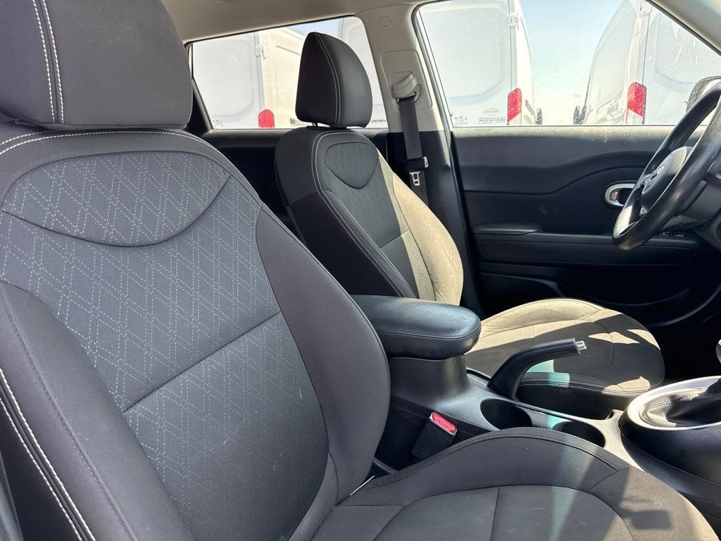 Thumbnail: 2018 Kia Soul - 9