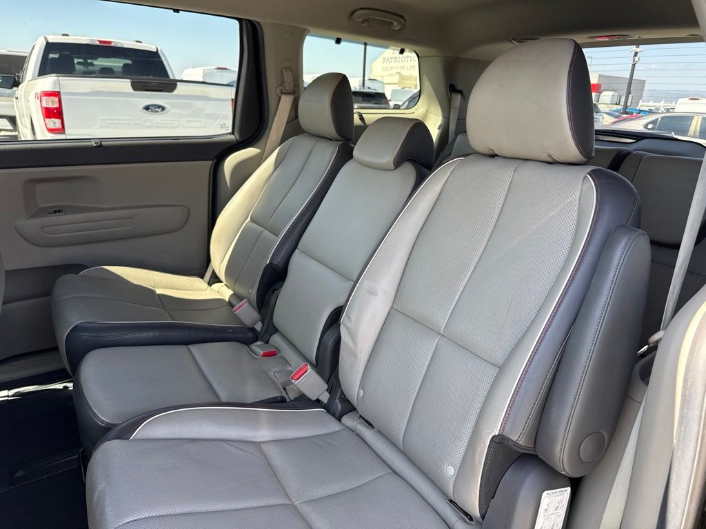Thumbnail: 2018 Kia Sedona - 9
