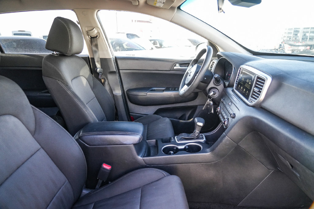 Thumbnail: 2022 Kia Sportage - 8