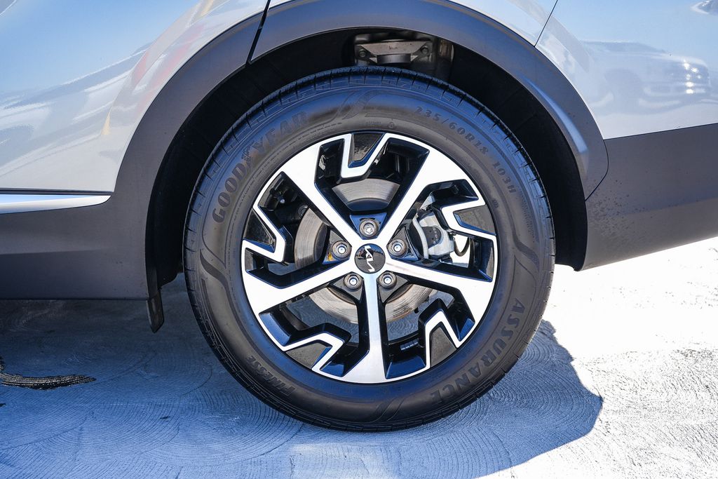 Thumbnail: 2024 Kia Sportage - 7