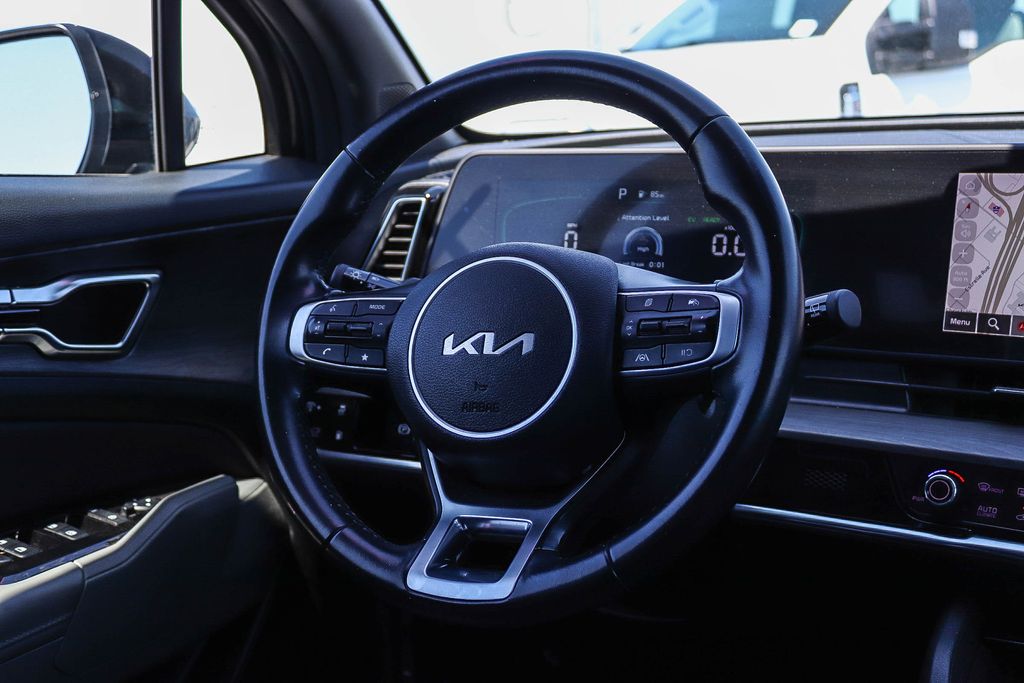Thumbnail: 2023 Kia Sportage - 8