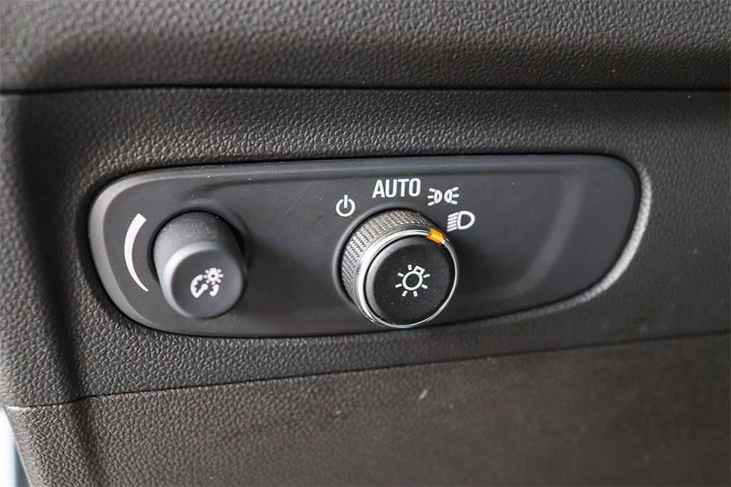 Thumbnail: 2023 Buick Envision - 25