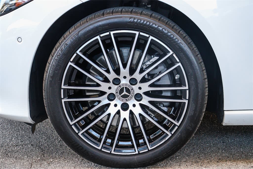 Thumbnail: 2023 Mercedes-Benz C-Class - 17