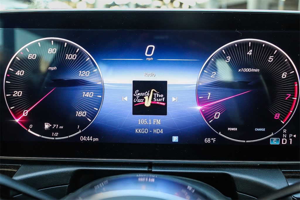 Thumbnail: 2023 Mercedes-Benz C-Class - 22