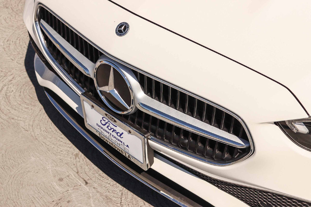 Thumbnail: 2025 Mercedes-Benz C-Class - 6