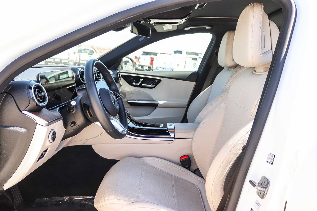 Thumbnail: 2025 Mercedes-Benz C-Class - 11