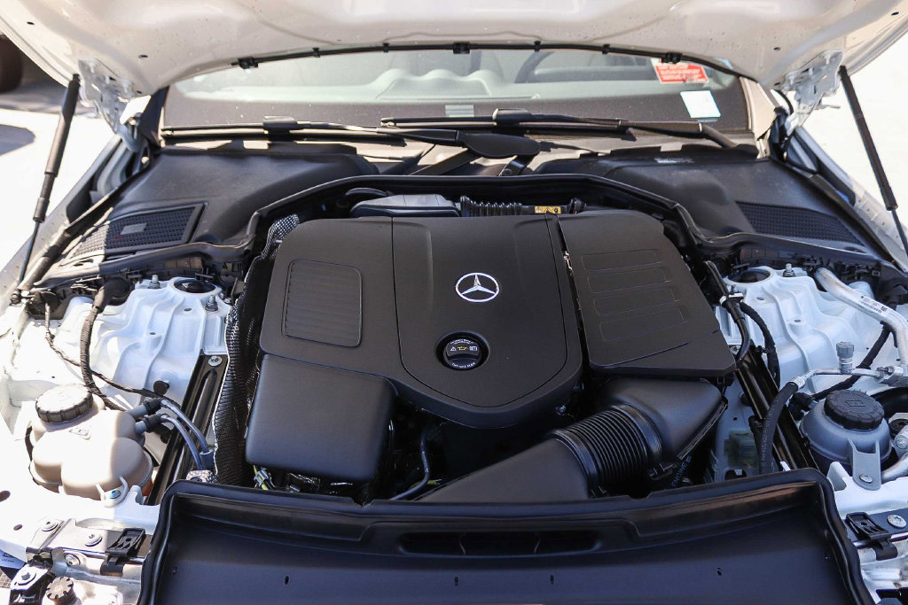 Thumbnail: 2025 Mercedes-Benz C-Class - 8