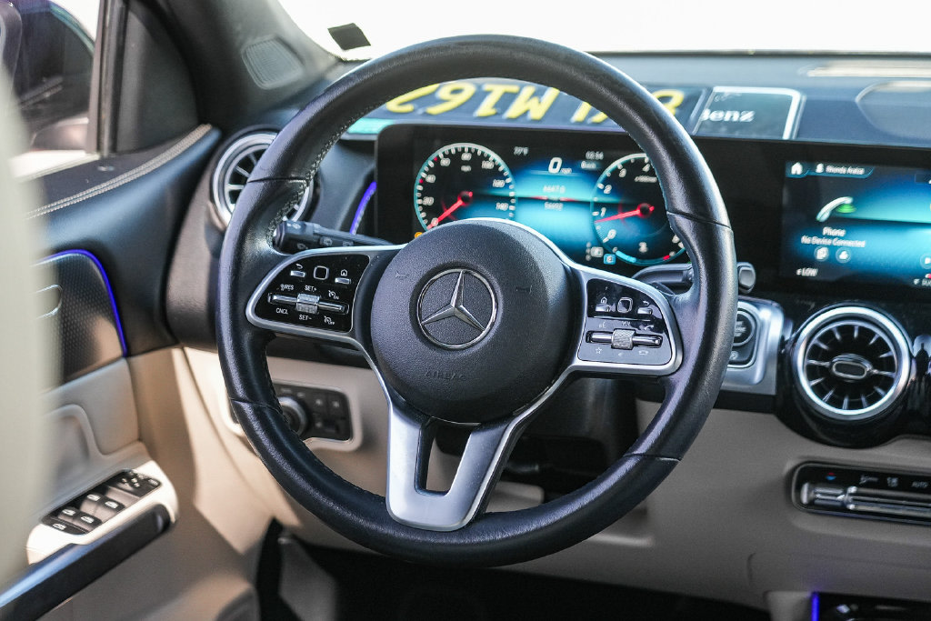 Thumbnail: 2022 Mercedes-Benz GLB - 8