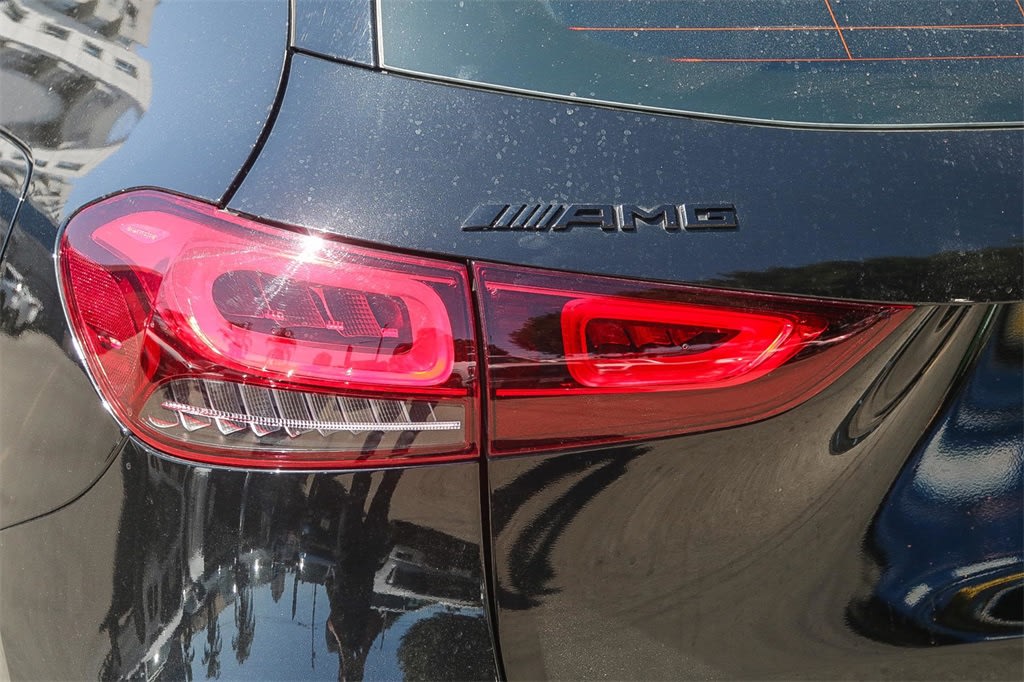 Thumbnail: 2022 Mercedes-Benz GLA - 22