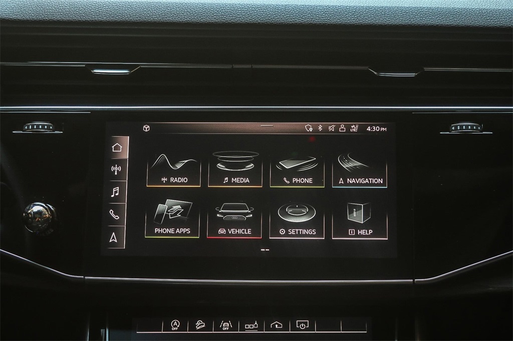 Thumbnail: 2019 Audi Q8 - 23