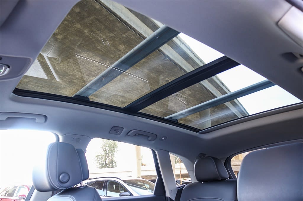 Thumbnail: 2023 Audi Q5 - 28