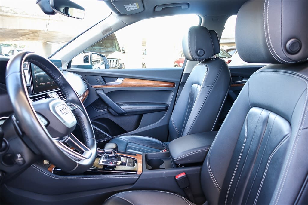 Thumbnail: 2023 Audi Q5 - 11