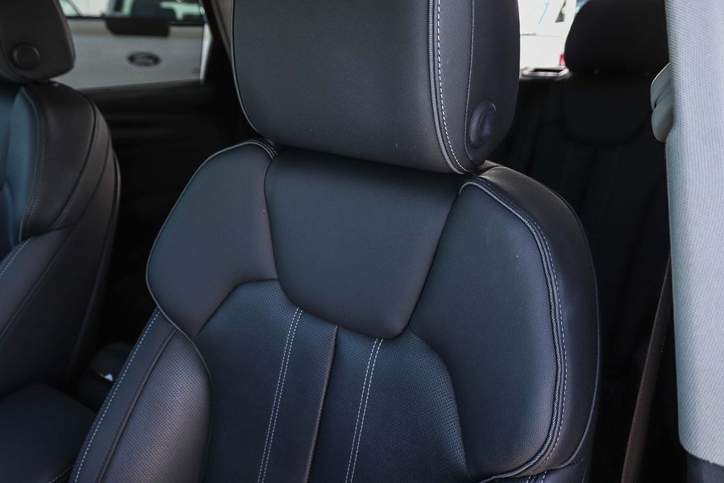Thumbnail: 2023 Audi Q5 - 29