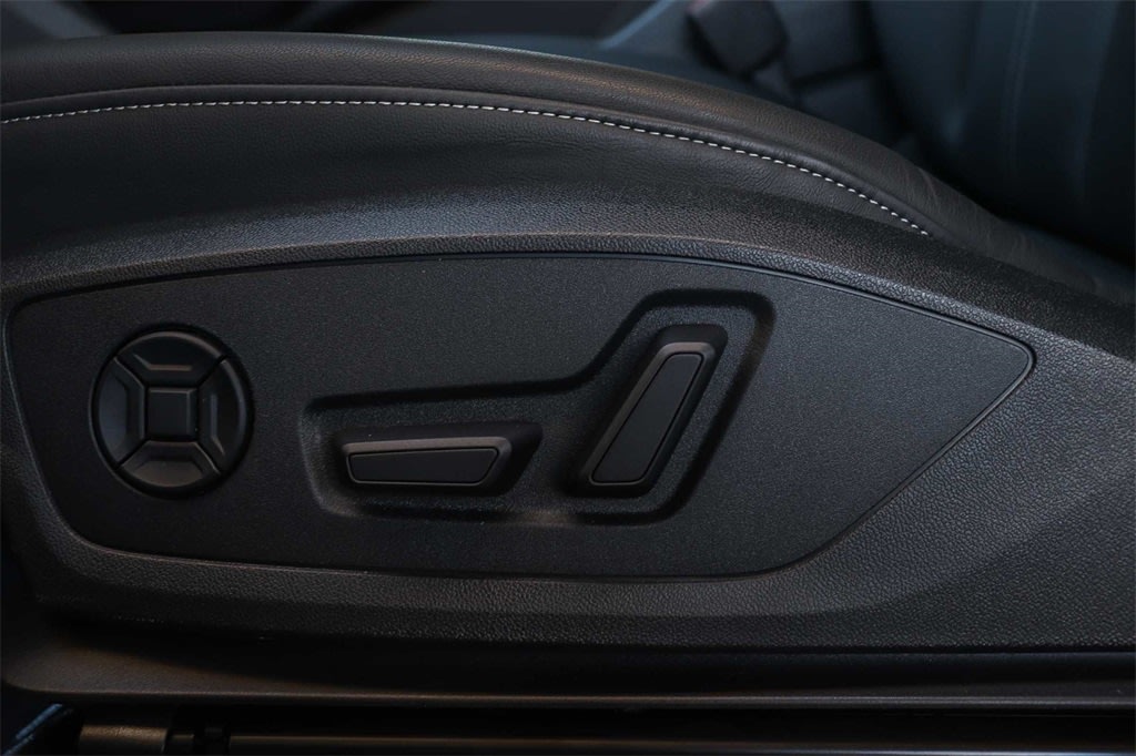 Thumbnail: 2024 Audi Q4 e-tron - 22