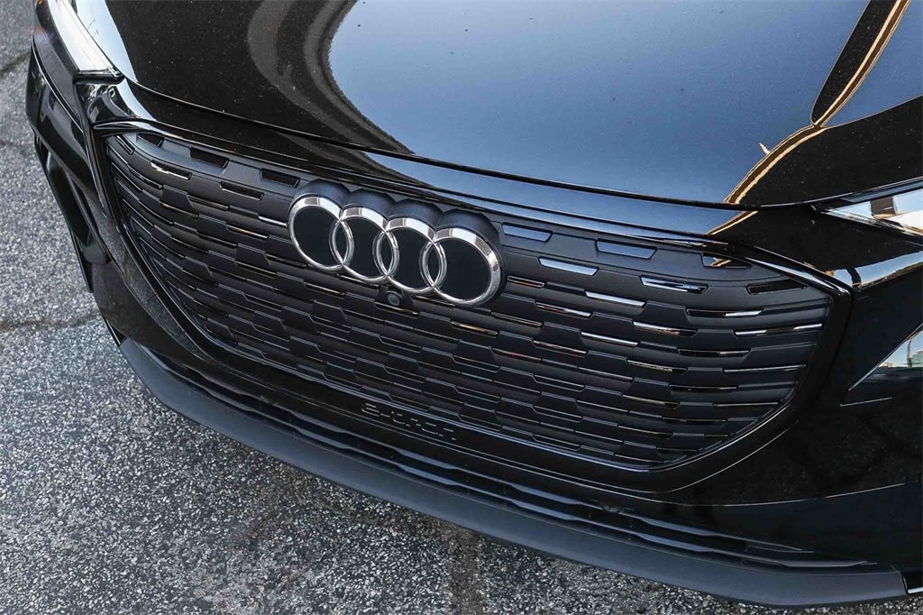 Thumbnail: 2024 Audi Q4 e-tron - 19