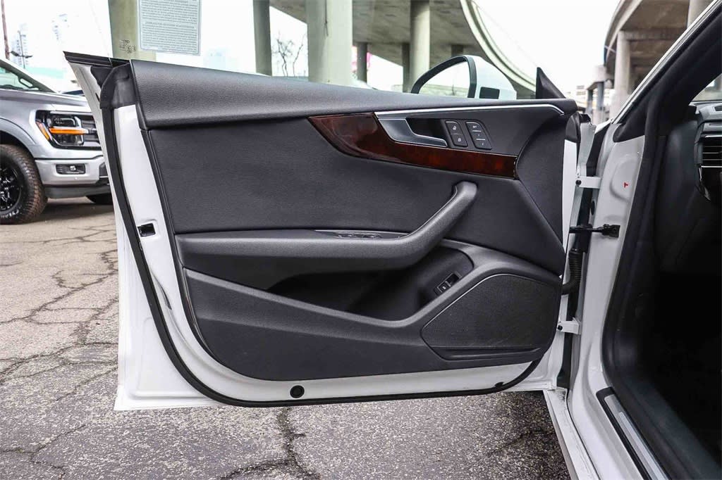 Thumbnail: 2019 Audi A5 - 26