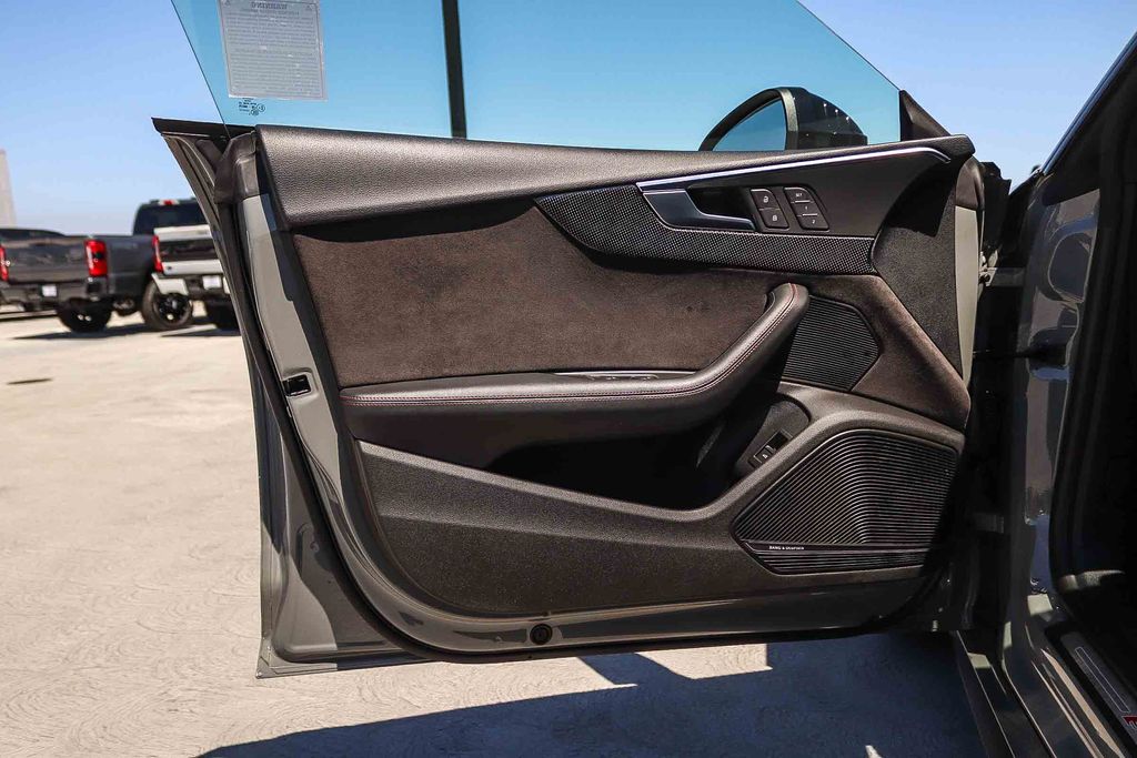 Thumbnail: 2019 Audi S5 - 25