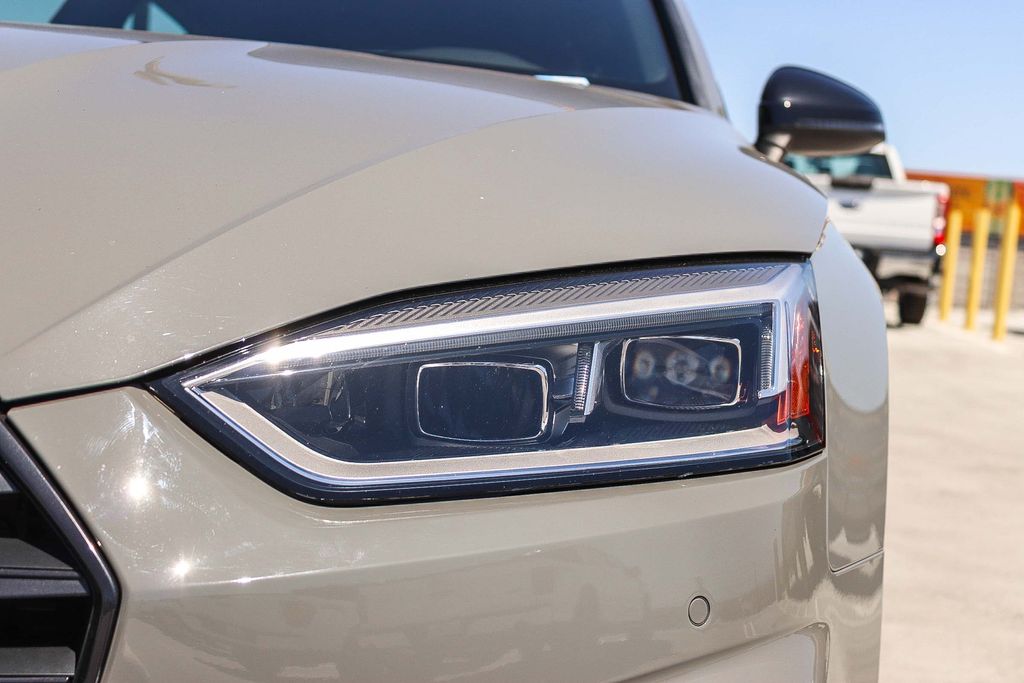 Thumbnail: 2019 Audi S5 - 19