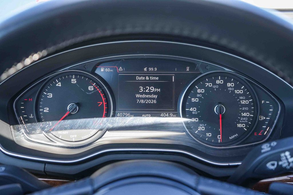 Thumbnail: 2019 Audi A4 - 15