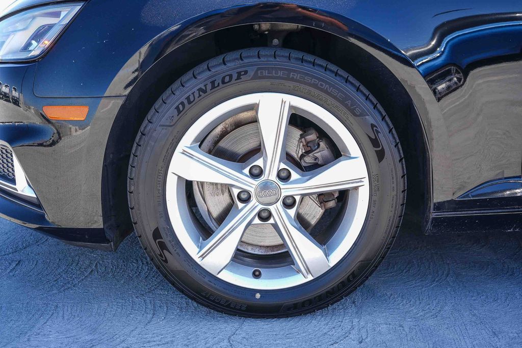 Thumbnail: 2019 Audi A4 - 22