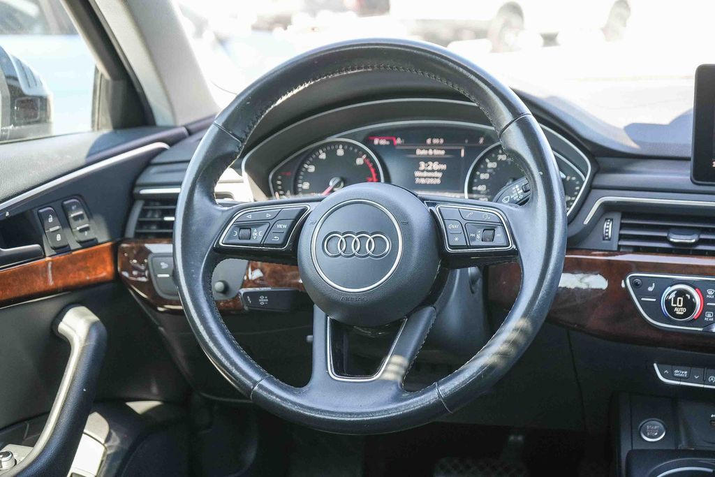 Thumbnail: 2019 Audi A4 - 12