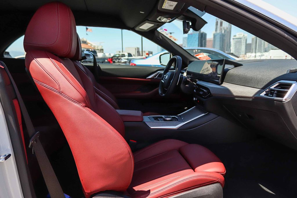 Thumbnail: 2026 BMW 4 Series - 11