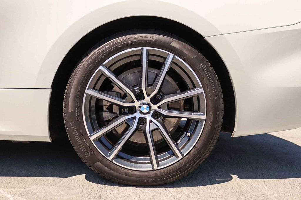 Thumbnail: 2026 BMW 4 Series - 8