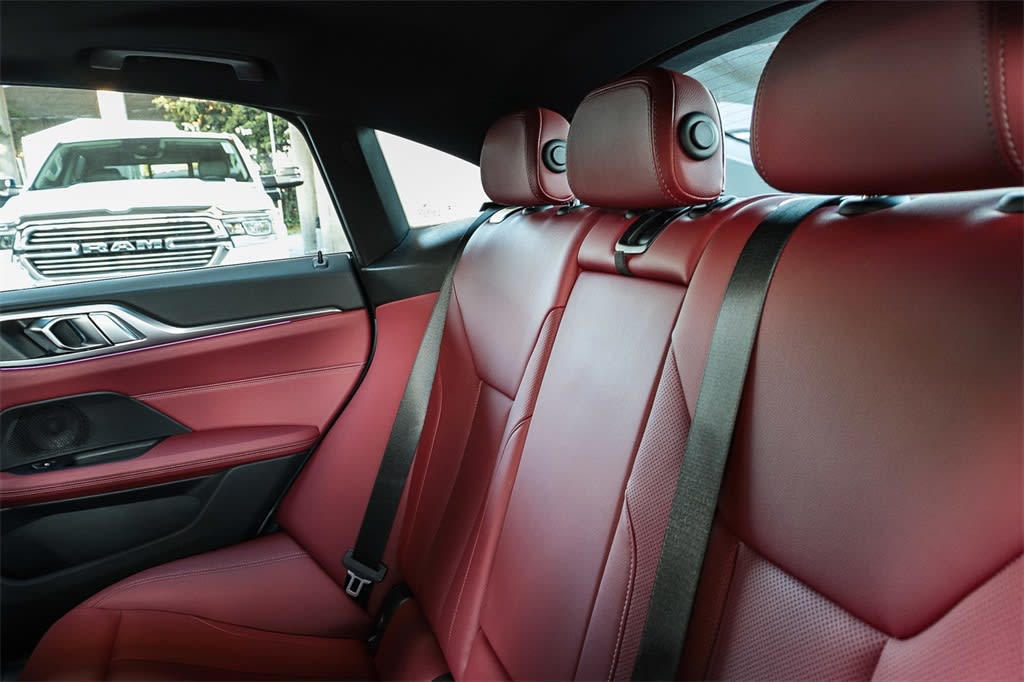 Thumbnail: 2022 BMW 4 Series - 11