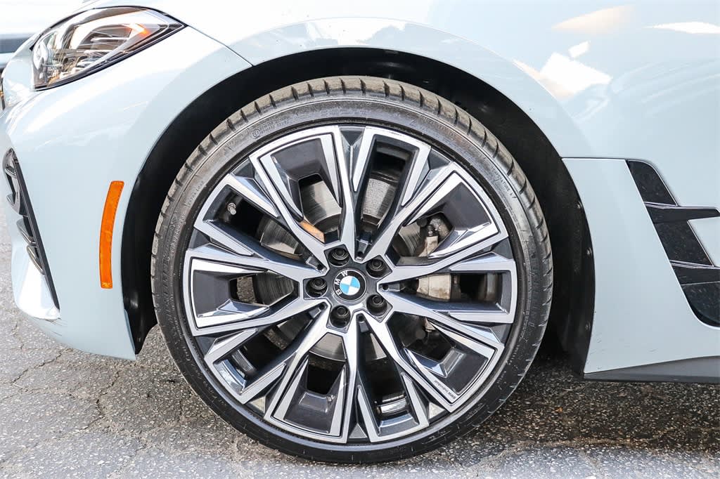 Thumbnail: 2022 BMW 4 Series - 22