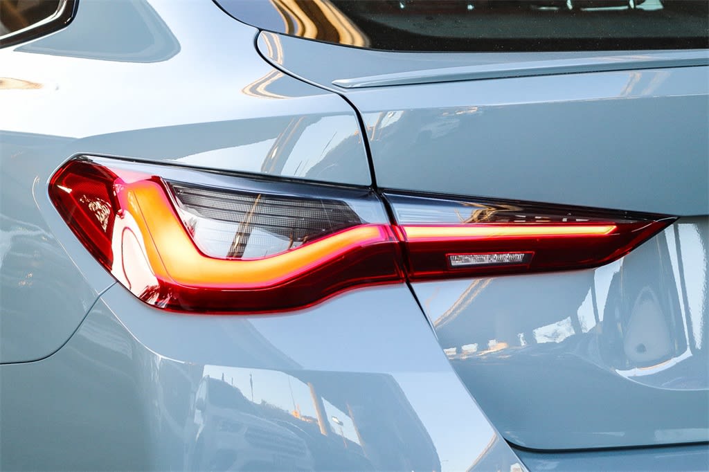 Thumbnail: 2022 BMW 4 Series - 21