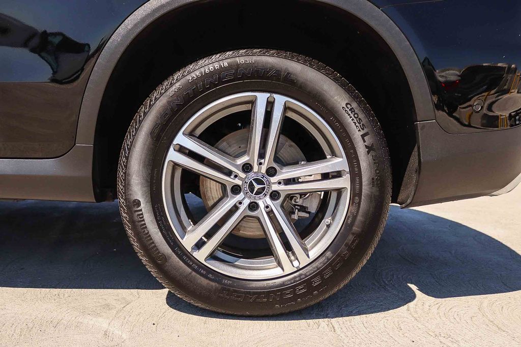 Thumbnail: 2020 Mercedes-Benz GLC - 7