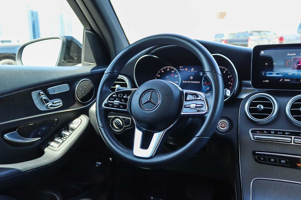 Thumbnail: 2020 Mercedes-Benz GLC - 9