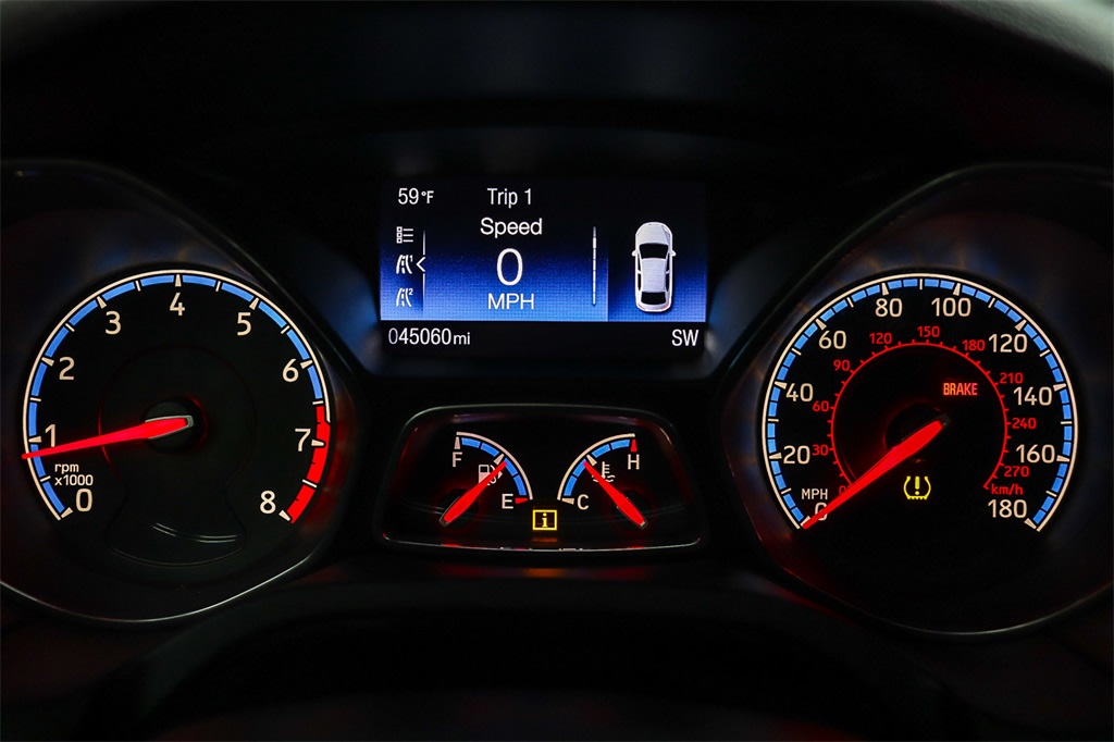 Thumbnail: 2017 Ford Focus - 15