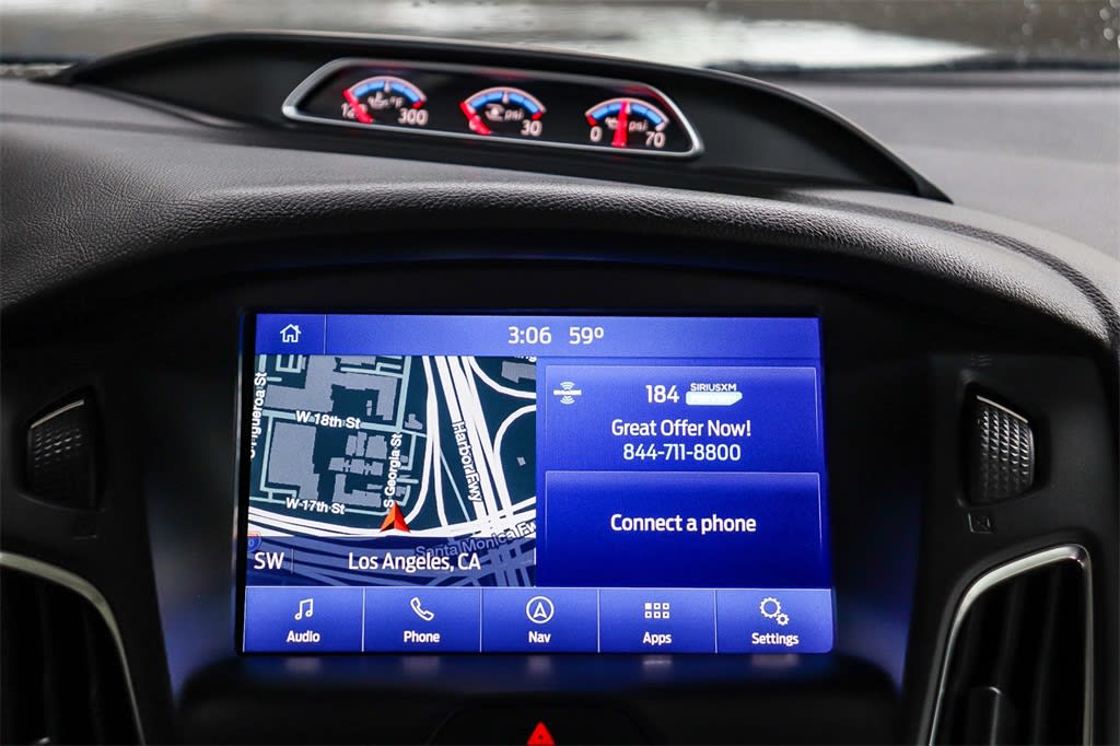 Thumbnail: 2017 Ford Focus - 13