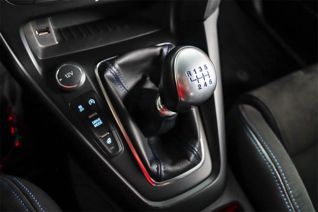 Thumbnail: 2017 Ford Focus - 22