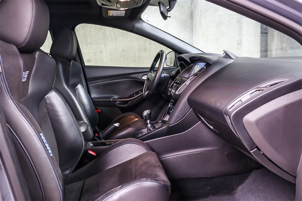 Thumbnail: 2017 Ford Focus - 10