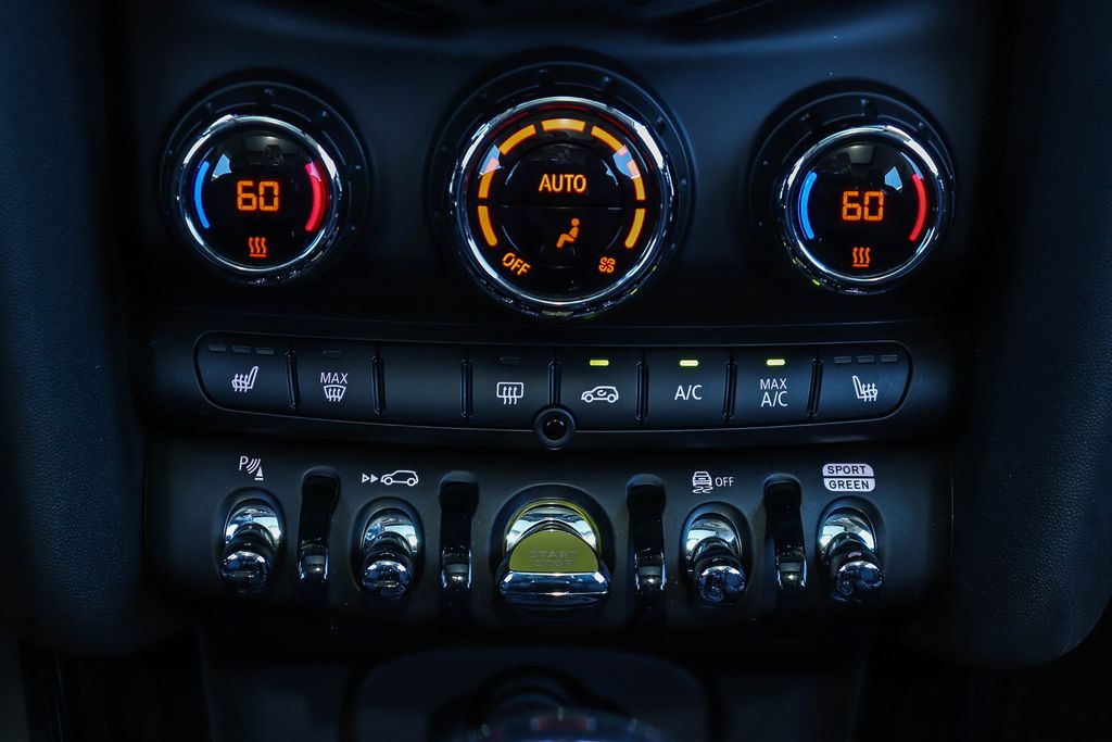 Thumbnail: 2023 MINI Cooper - 22