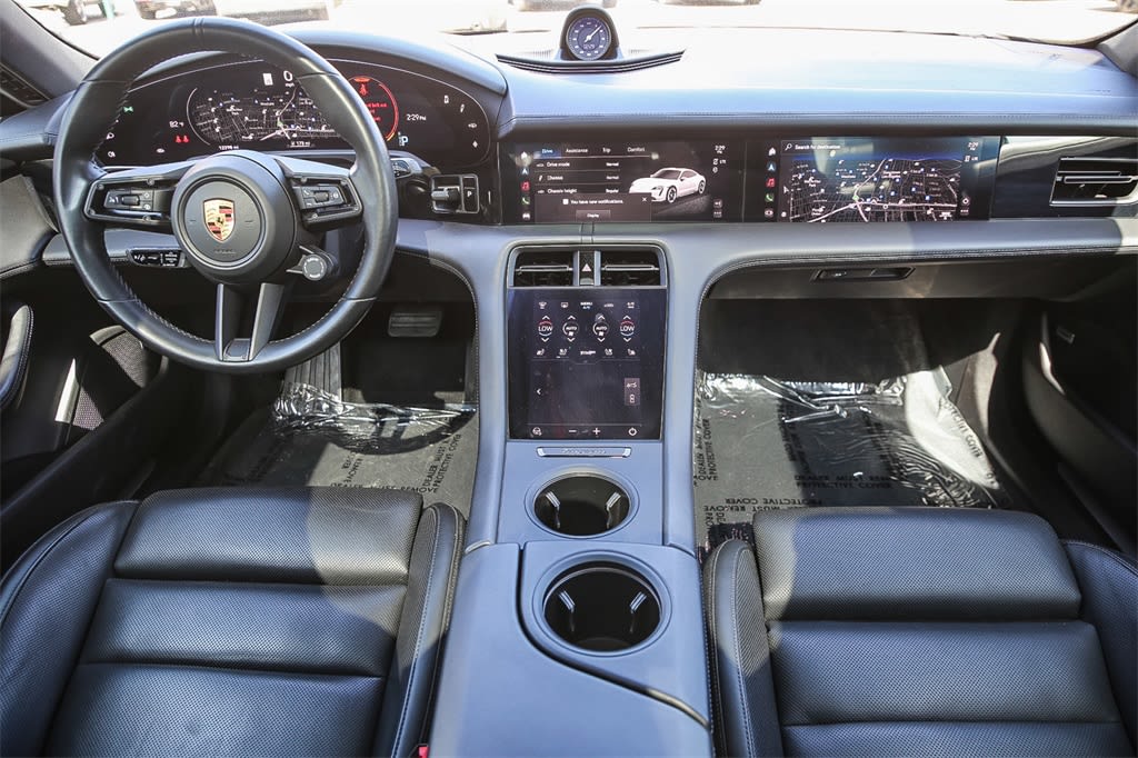 Thumbnail: 2022 Porsche Taycan - 2