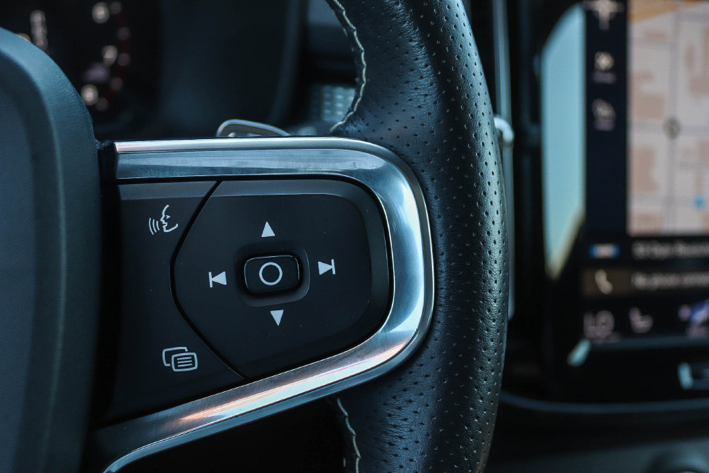 Thumbnail: 2019 Volvo XC40 - 26