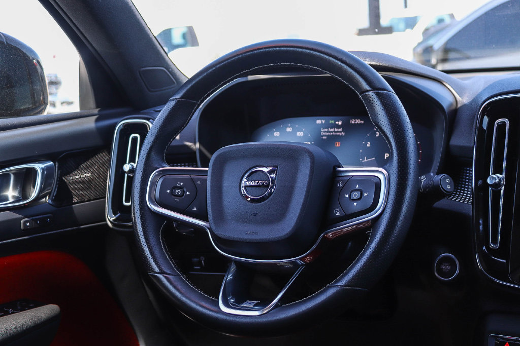 Thumbnail: 2019 Volvo XC40 - 9